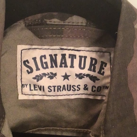 Levi Strauss & co camel jean jacket, size medium - Picture 5 of 7